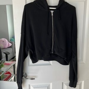 Cropped holister zip up size medium